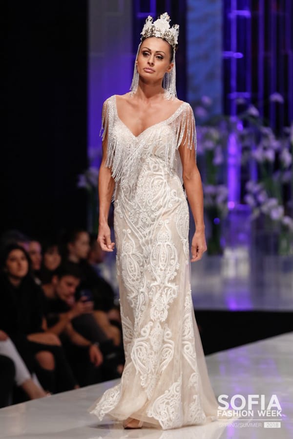 Христо Чучев показа стилна булчинска колекция с  пролетни акценти